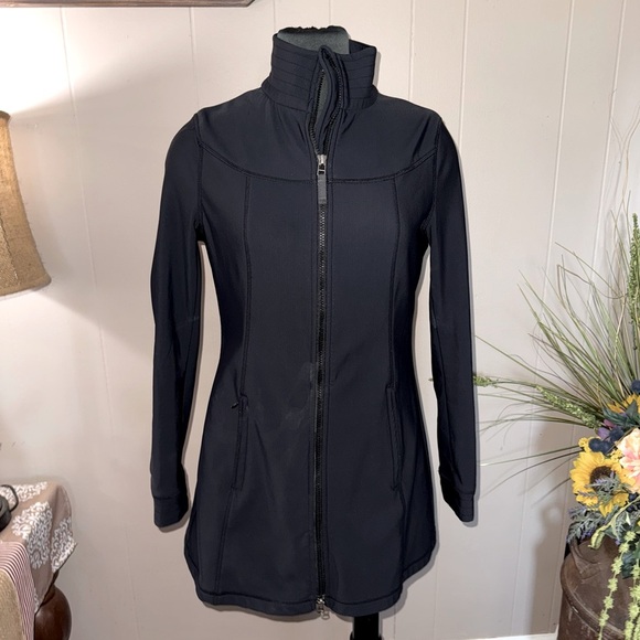 prAna • Fleece Lined Long Nylon Stretch Zip Up Athletic Jacket - Picture 1 of 14